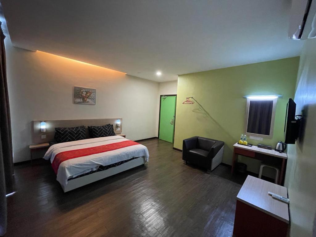 N&L Hotel Kuala Terengganu Exterior photo